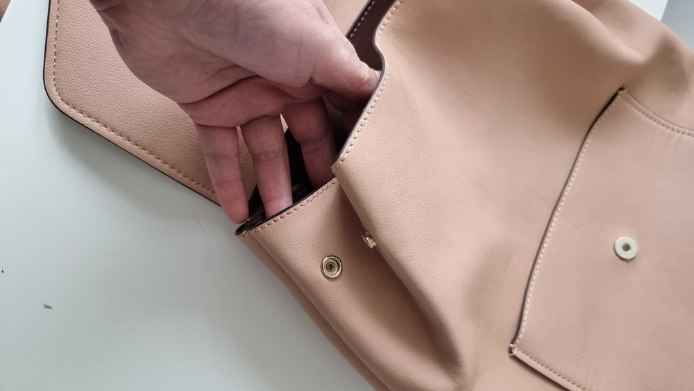 НОВА Кожена раница ZARA
