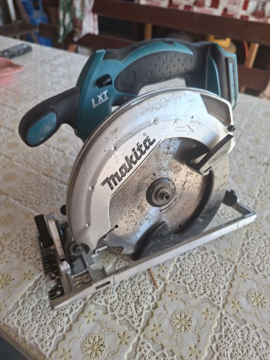 Makita circular 18v