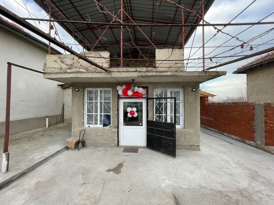 Продавасе кафе аператив