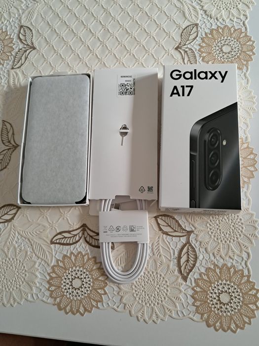 Продавам SAMSUNG Galaxy A17