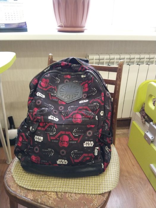 Рюкзаки школьные