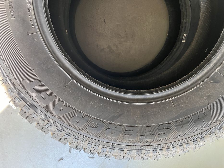 Doua anvelope  Allseason 265/70 R17 Mastercraft