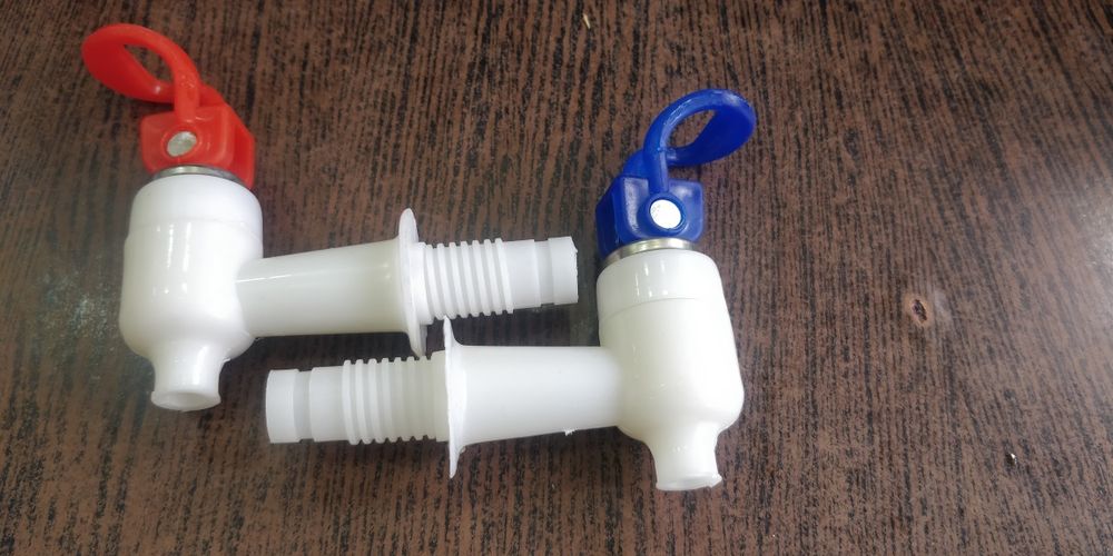 Robinet dozator apa