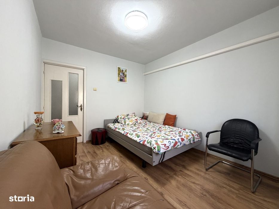 Apartament 3 camere, 68 mp utili, etaj 2, garaj, 2 boxe - Plavat II