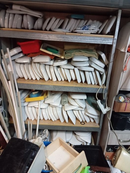 унитазы, раковины Б/У