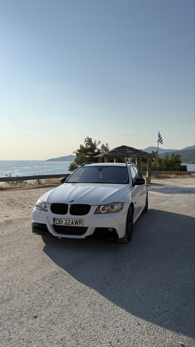 BMW seria 3 E91 Facelift 2.0d Automat