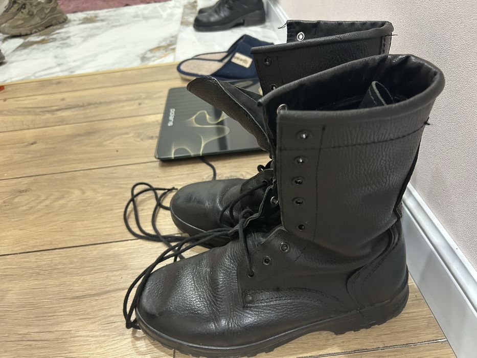 Продам военную обувь