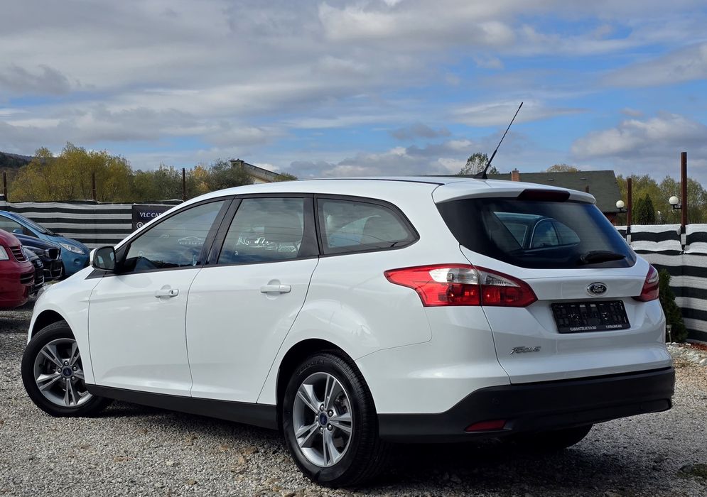 FORD Focus 2014 — imagine 3