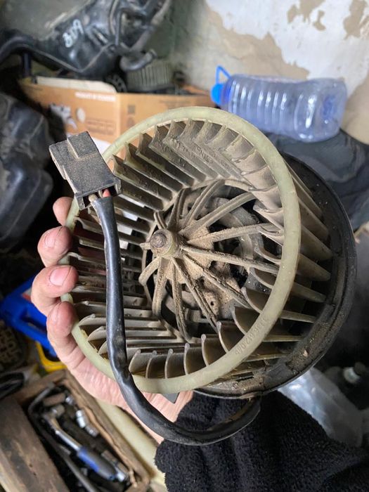 Моторчик печки ауди б3 б4