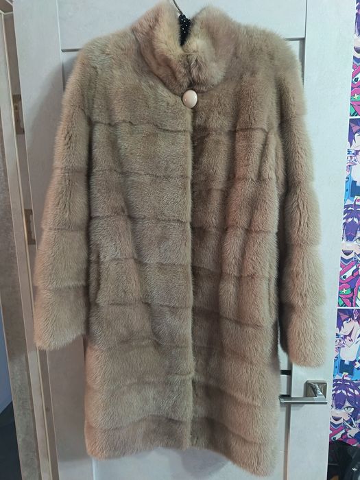 Продам шубу (норковую)