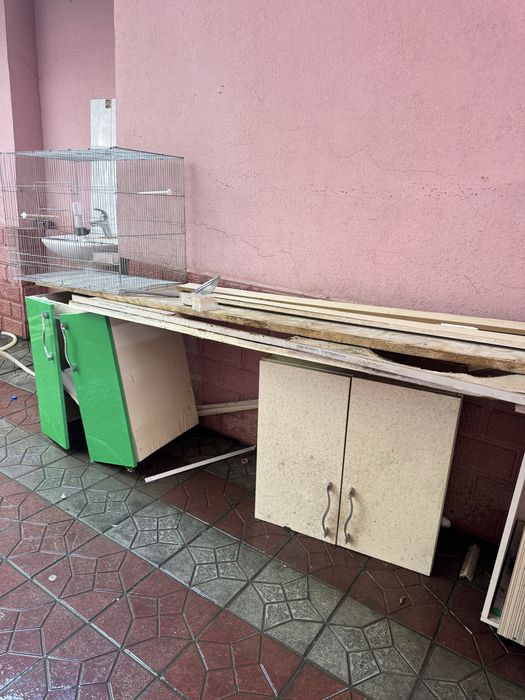 Kuhonniy mebel divan