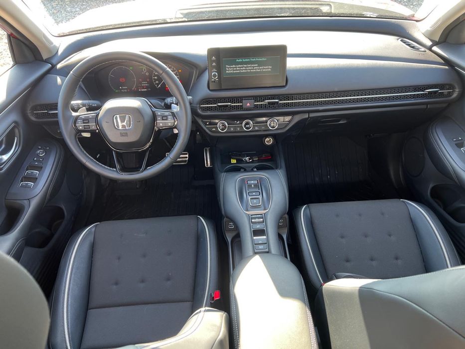 Honda ZRV 3029 km, 2025, avariat, AVARIATE