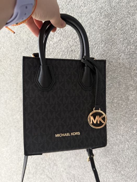 Продам сумку Michael Kors
