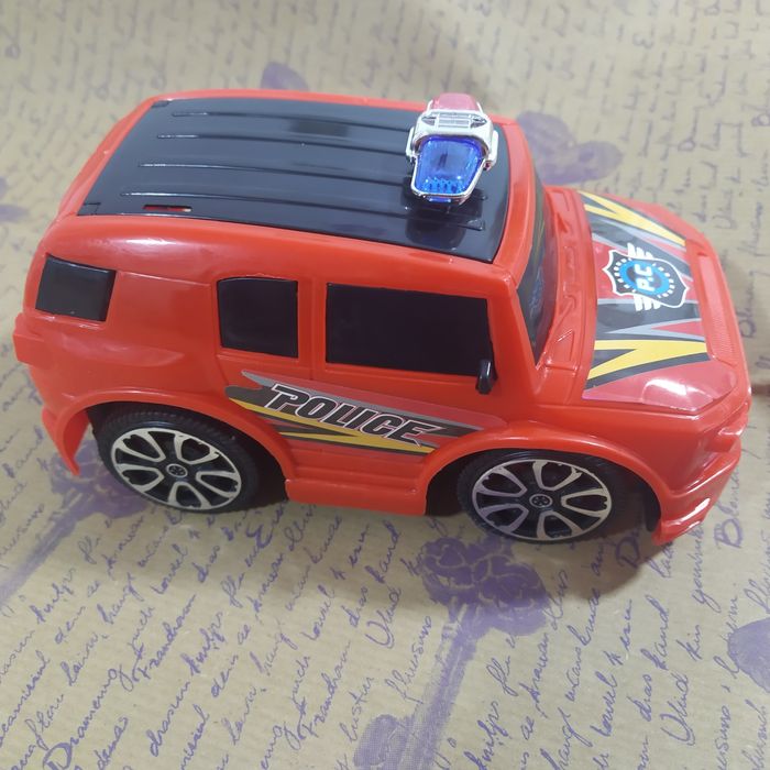 Masinuta de poliție, noua