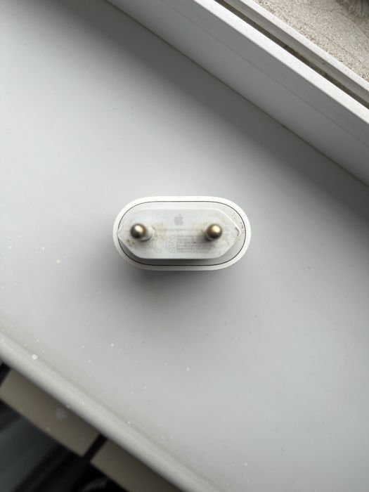 зарядка айфон оригинал