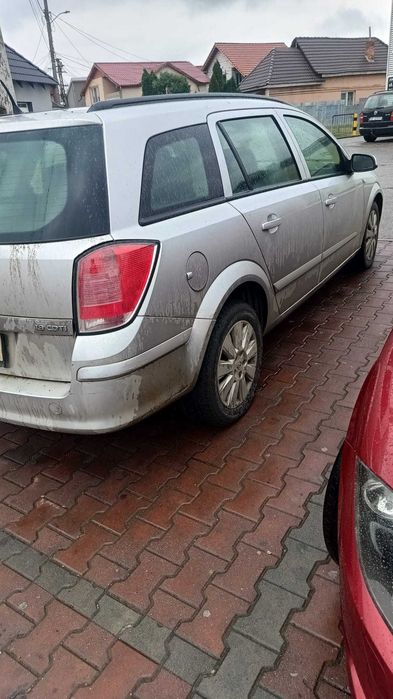 Vând Opel Astra h