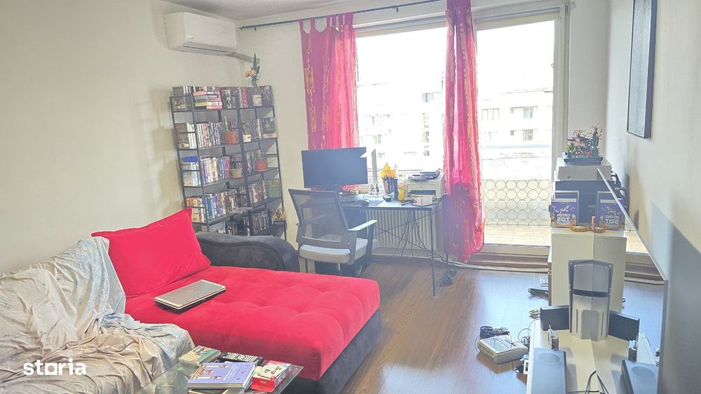 Vand apartament 2 camere decomandat in Deva, zona 22 Decembrie,
