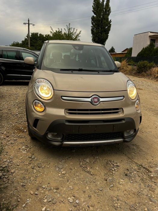 Aripă dreapta față Fiat 500 L 2014