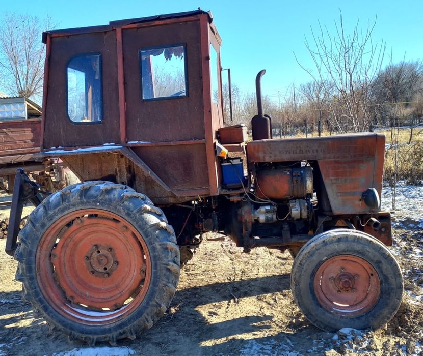Продам трактор Т-25