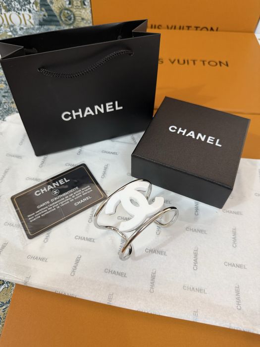 Дизайнерска дамска гривна New Season