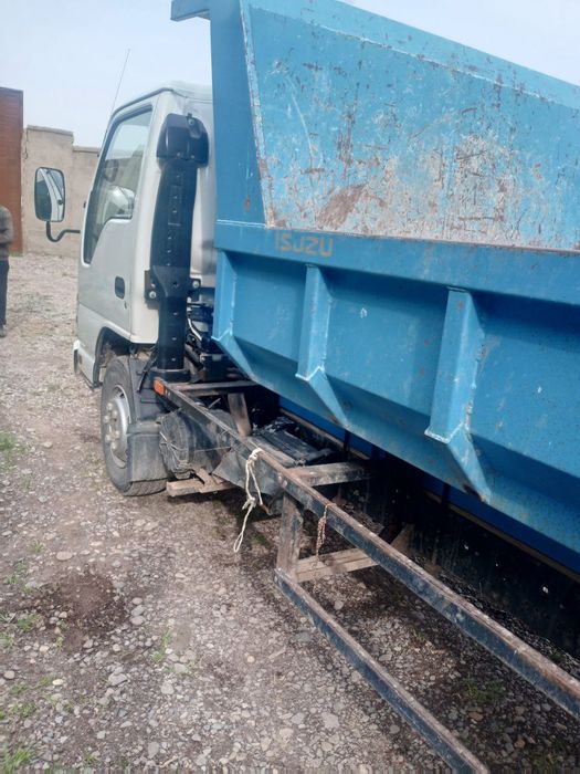 Исузу сомасвал хизмати кум гишт шебень клинец  тош шлакаблок доставка