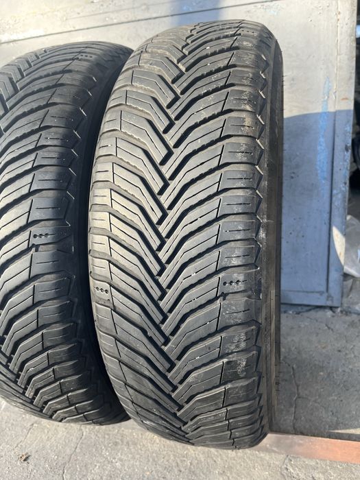 2 бр. всесезонни гуми 195/65/15 Michelin 4,6 mm DOT 0822