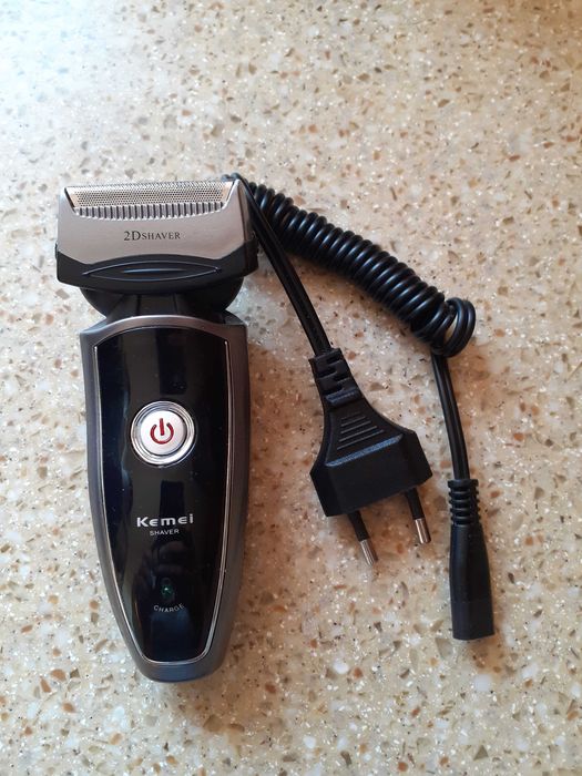 Бритва аккумуляторная б/у