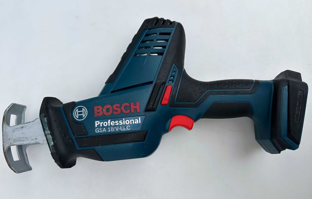 BOSCH GSA 18 V-Li C - Акумулаторен саблен трион 18V 2024г