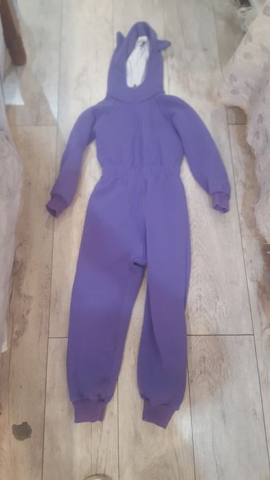 Шапки Куртки  от 2х до 20 лет б/у