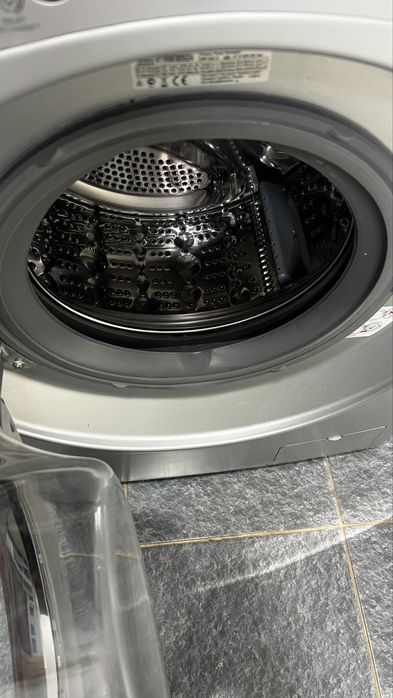 Продам стиральную машину