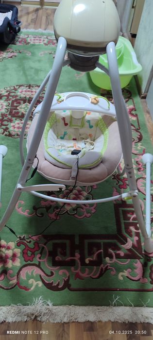Продам люльку  качелю яйцо