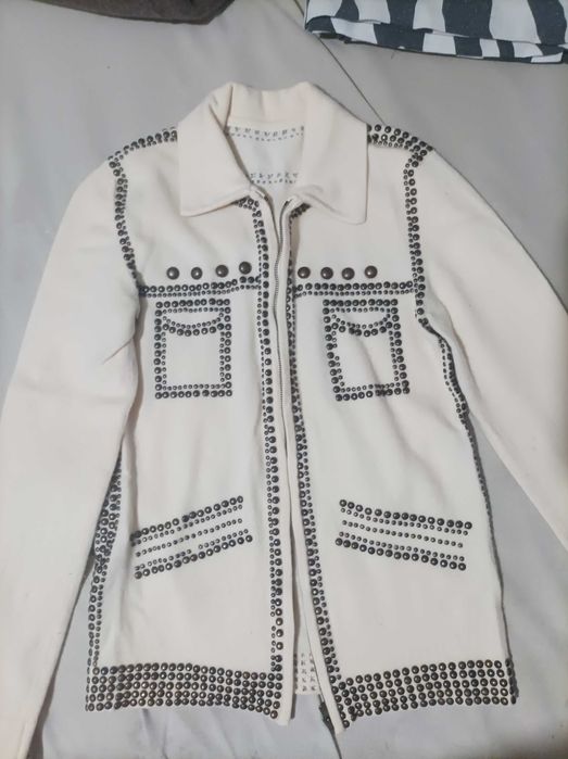 оригинални жилетки Chanel, Margiela и други