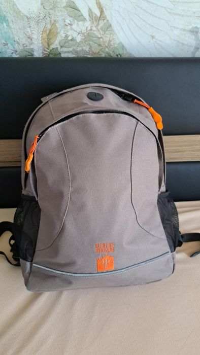 Ученическа раница Kirkens Bymisjon и Малка раничка Lol на Busquets