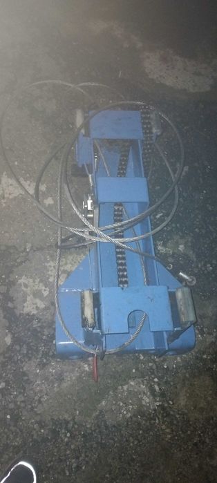 Подемник за автомобили 4 тонен