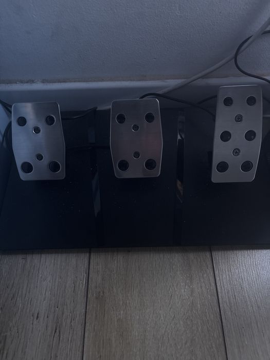 Vand Volan cu pedale myria