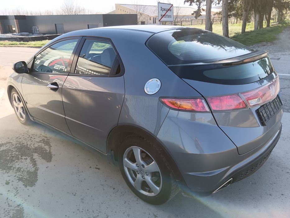 Хонда Сивик 8  2.2 цдти 140 к.с. / Honda Civic 8 2.2 cdti НА ЧАСТИ