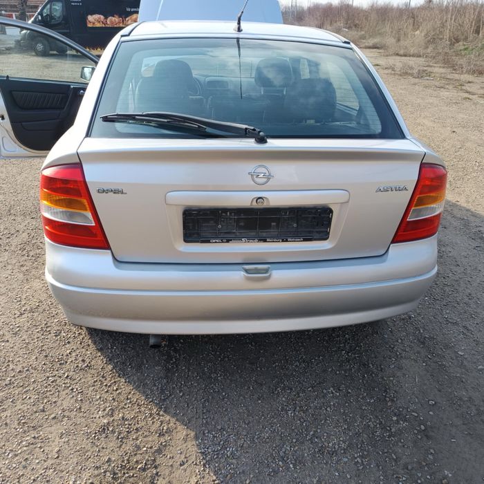 Opel Astra G 1.8 115  НА ЧАСТИ