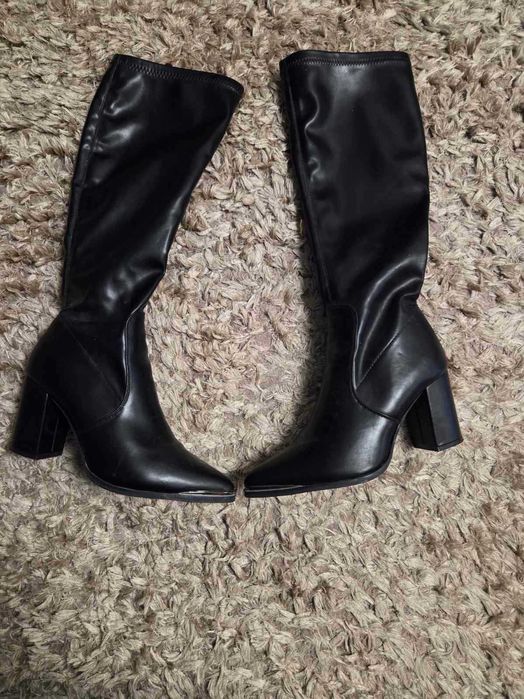 Естествена кожа дамски ботуши номер 39