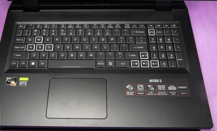 Aser Nitro 5 17 inch