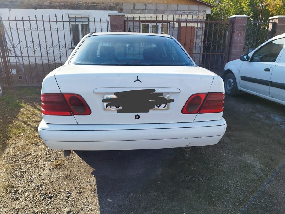 Продам Мерседес w210