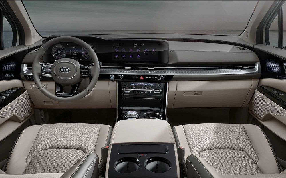 Услуги минивена: «KIA Carnival Hi Limousine»