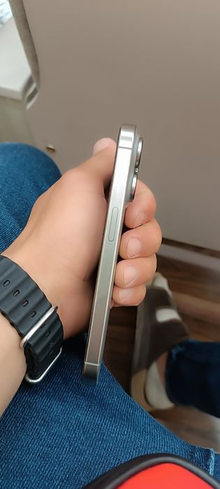 iPhone 15 pro titan 128 gb qirchilgan yeri yoʻq yomks 89