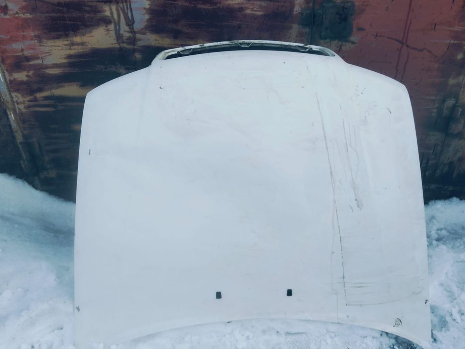 Продается капот Ауди 100 с4