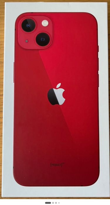 iPhone 13 красный