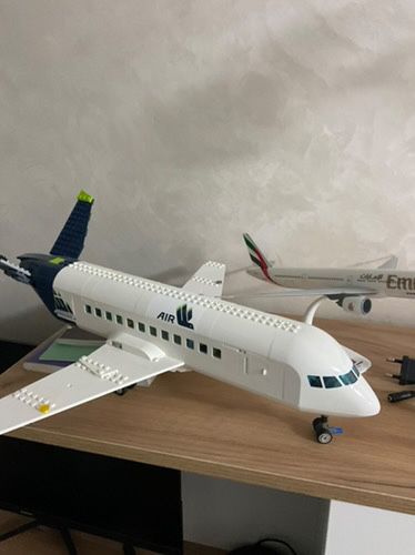 Лего пассдирский самолет