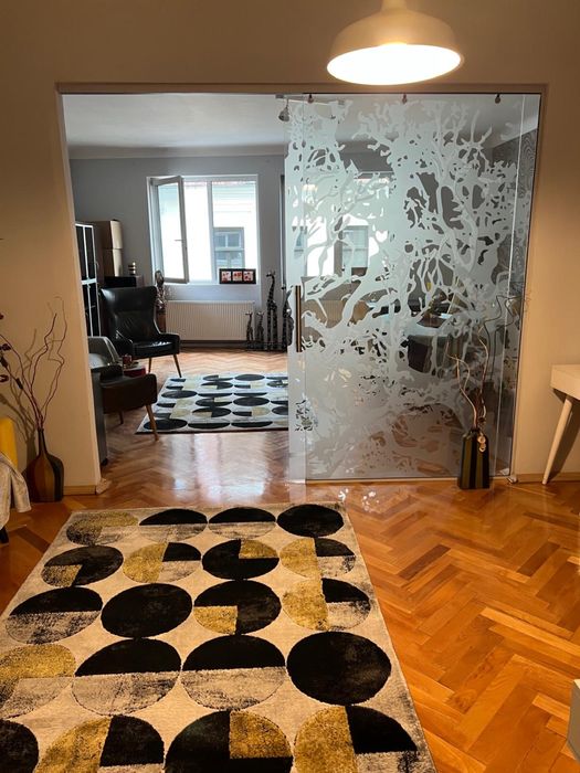 Inchiriez Apartament central 3 camere