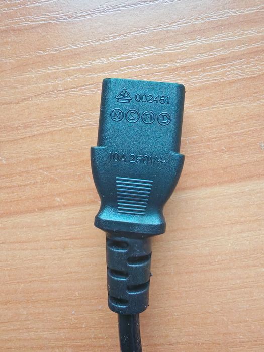 Кабели за 5 лева