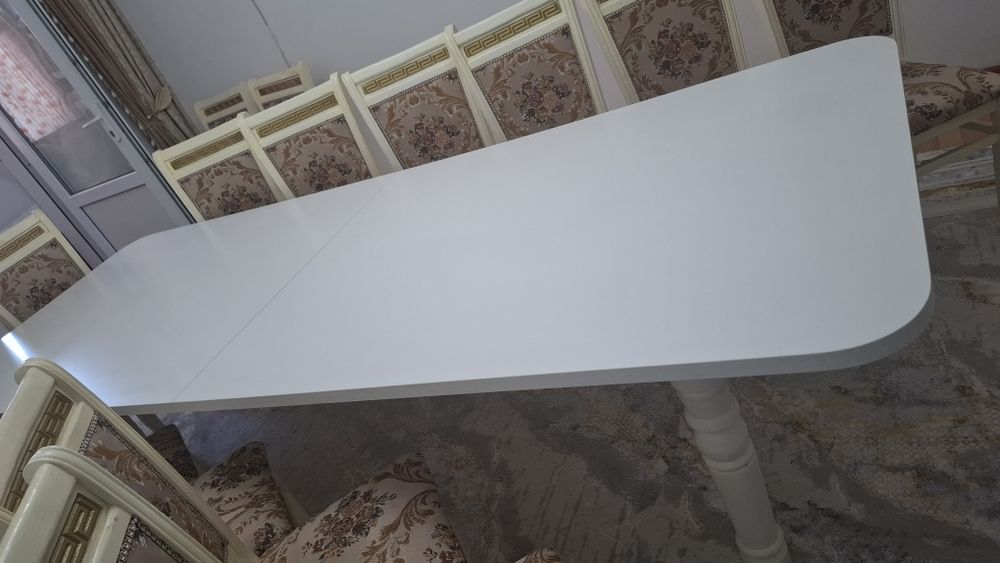 15 орындығымен 3метр столымен сатылады.