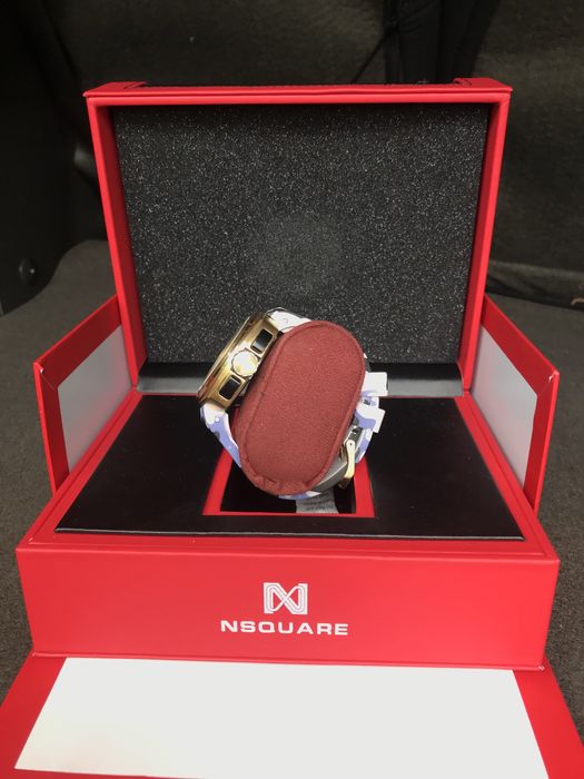 Naquare orginal clock