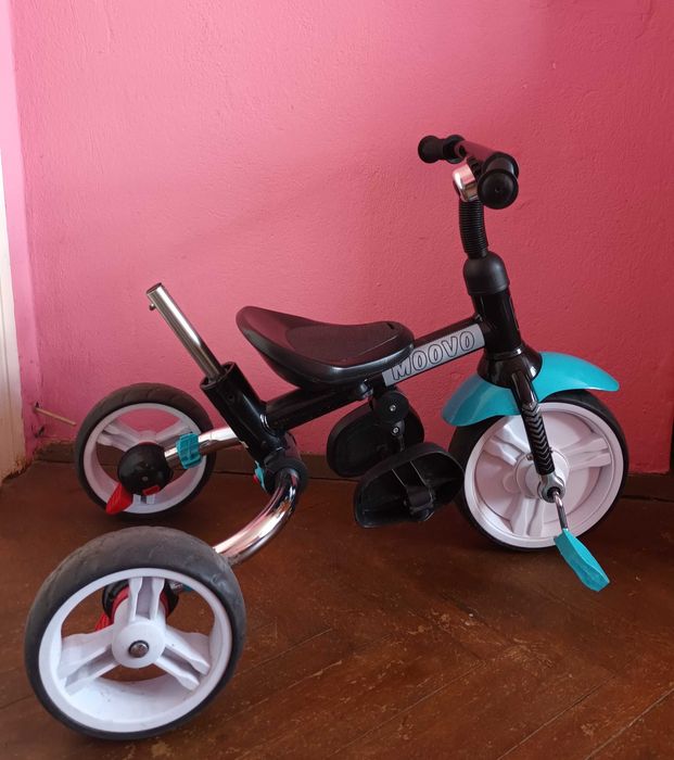 Триколка Lorelli Moovo Air